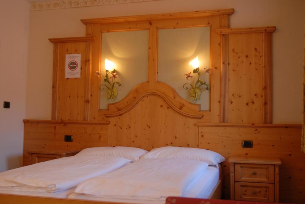 Hotel Loewenwirt Sexten Kamer foto